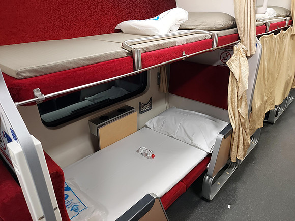 20220517_201837-bed-to-nong-khai