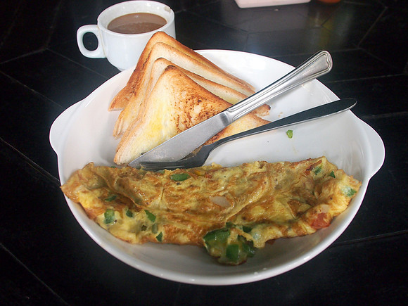 P2141883-palm-garden-lodge-breakfast
