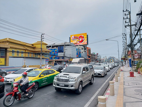 20230428_154931-traffic