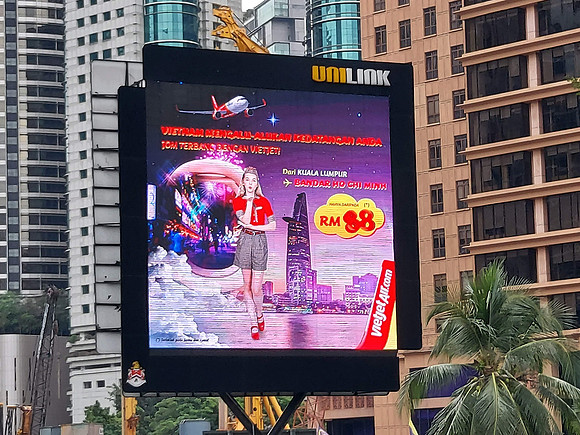 20220710_152100-vietjet-advertising