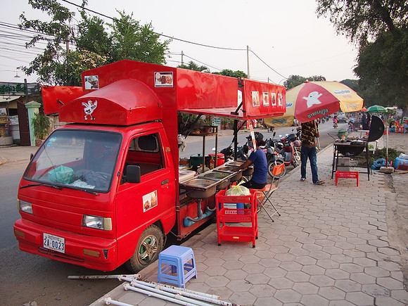 P2192261-mekong-bbq-truck