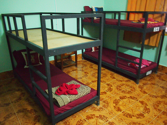 P2121626-palm-garden-lodge-room
