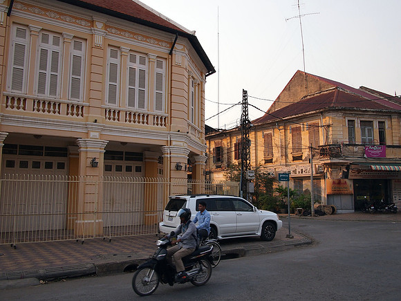 P2252629-colonial-battambang