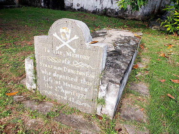 20240425_082406-skull-and-crossbone-grave