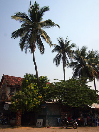 P2192187-old-battambang