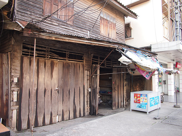 P3133384-old-wooden-building