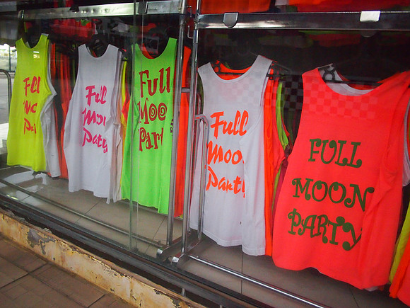P3093086-full-moon-party-singlets