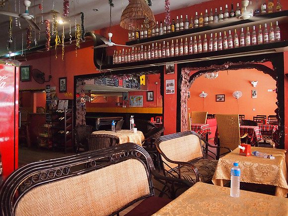 P2161989-longlin-lounge