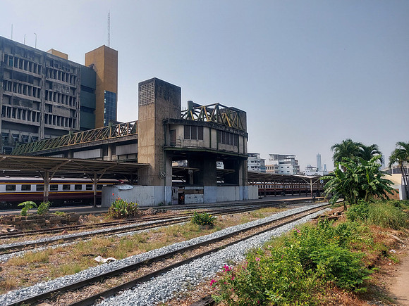 20230427_092419-departing-hua-lamphong