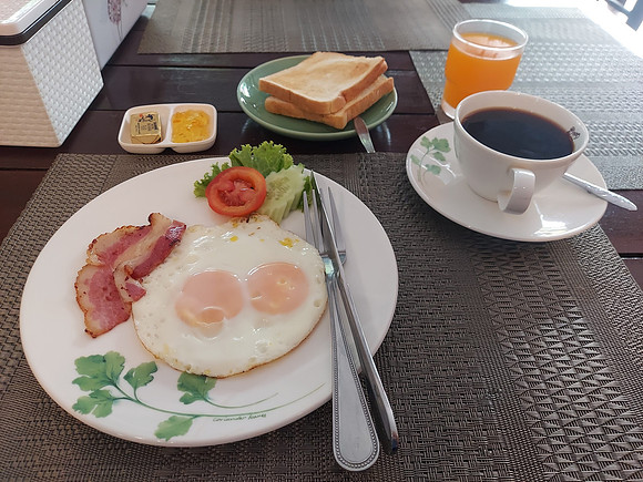 20230429_072216-cha-ba-chalet-breakfast