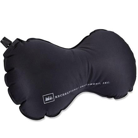 rei-inflating-travel-pillow