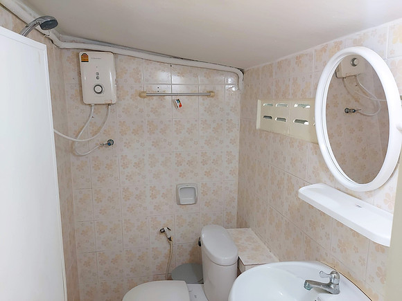 20220129_114321-harmony-house-bathroom