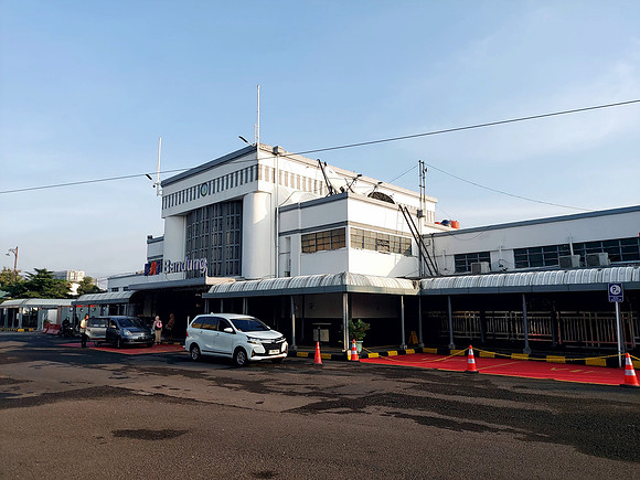 20240428_065300-bandung-station