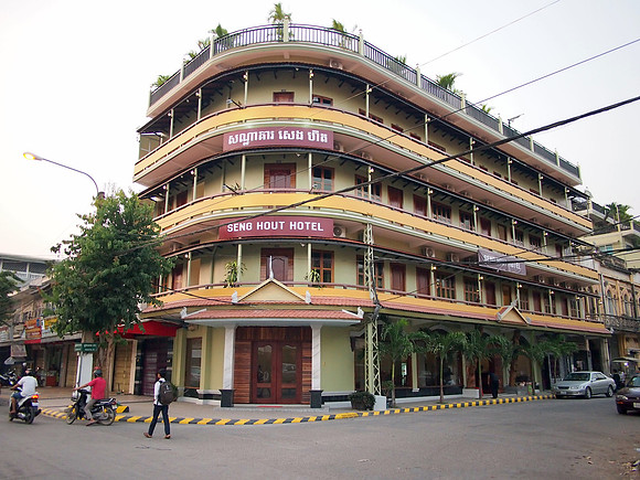 P2192273-seng-hout-hotel