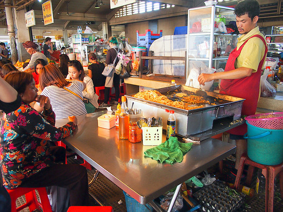 P2151972-central-market-noodles