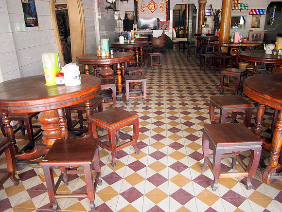 P2222400-chinese-restaurant
