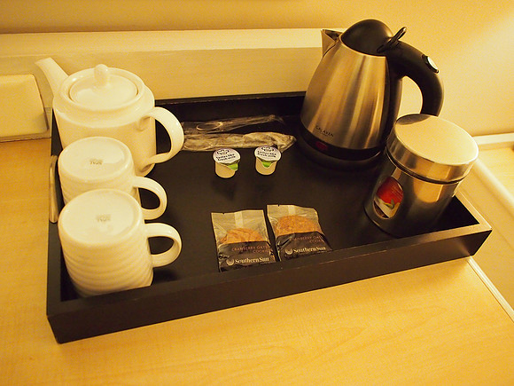 P5066524-tea-and-coffee