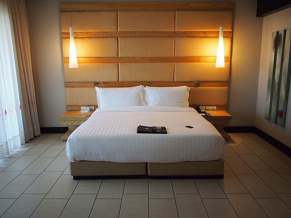 P5025921-bed
