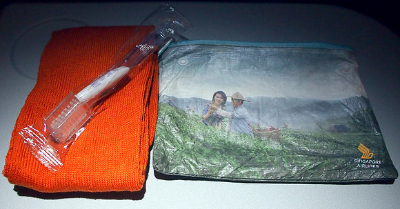 P4125105-amenities-kit