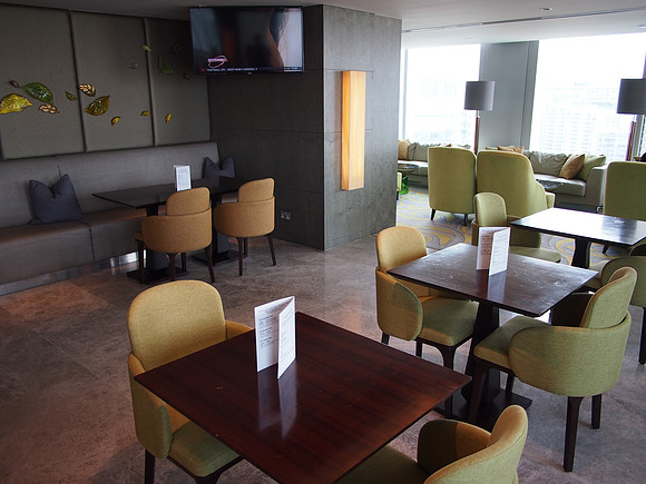 P4104898-lounge