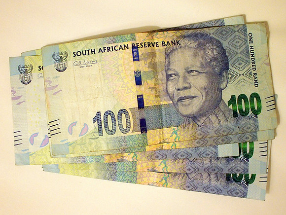 P4305818-100-rand-notes