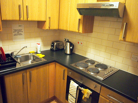 P4155198-arena-house-kitchen