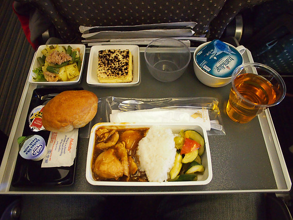 P5227433-jnb-sin-lunch