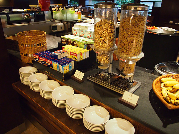 P4074723-cereals