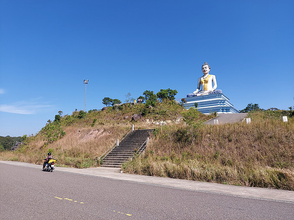 20220115_101036-yeay-mao-monument