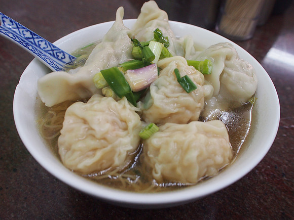 P3284060-noodle-with-wanton-and-pork-dumpling