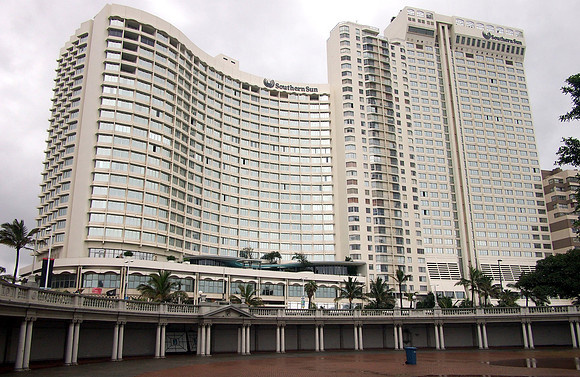 P5086609-southern-sun-elangeni-maharani-hotel