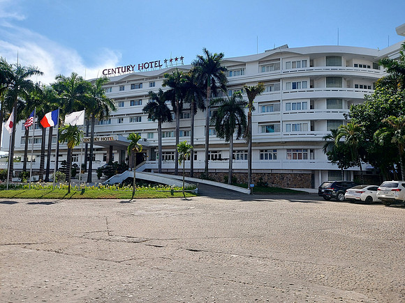 20220623_145537-century-hotel