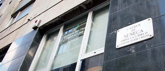P4245530-carrer-de-seneca