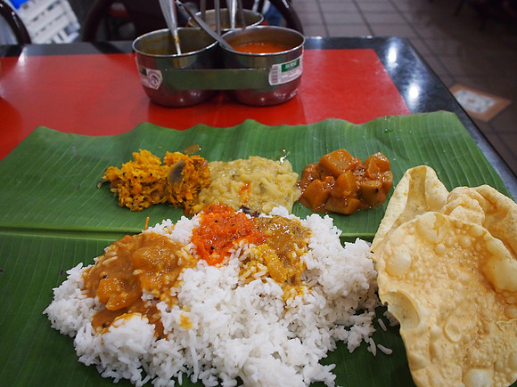 P4054626-banana-leaf