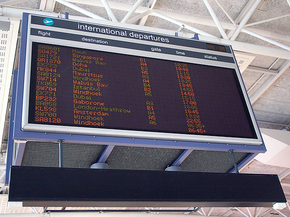 P5227384-international-departures