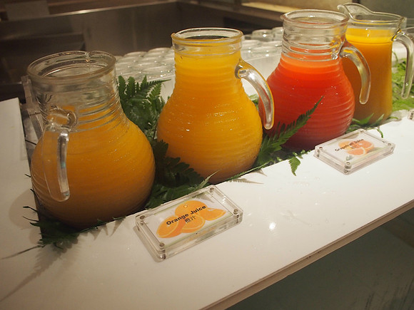 P4024293-breakfast-juice