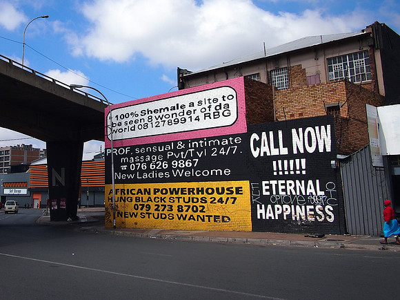 P5015876-shemale-call-now