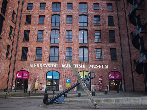P4175250-merseyside-maritime-museum