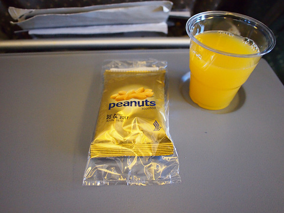 P5227432-welcome-peanuts