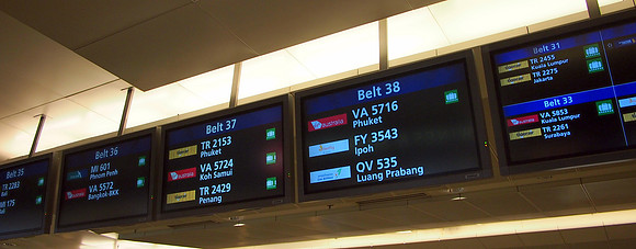 P4104871-luggage-belt-info