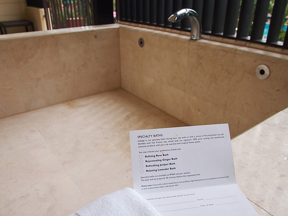 P4064694-specialty-baths