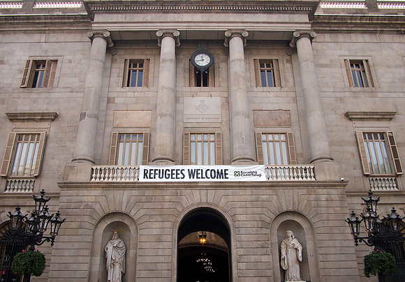 P4205477-refugees-welcome