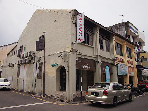P4024399-malabar-inn