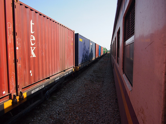P3143424-passing-loop