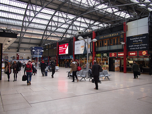 P4185251-liverpool-lime-st