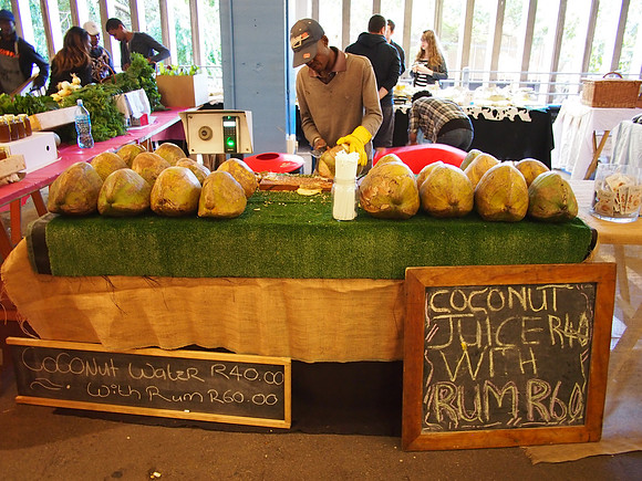 P4305701-coconut-juice
