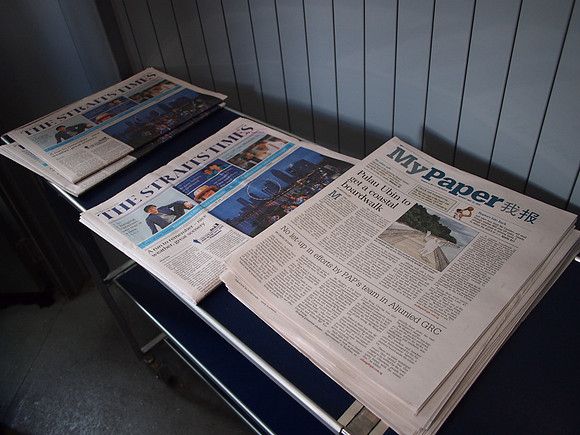 P5237457-newspapers