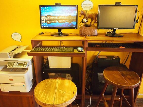 PC089195-cafe-nomad-printing
