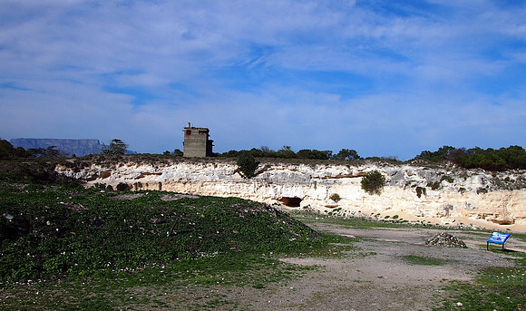 P5167141-lime-quarry