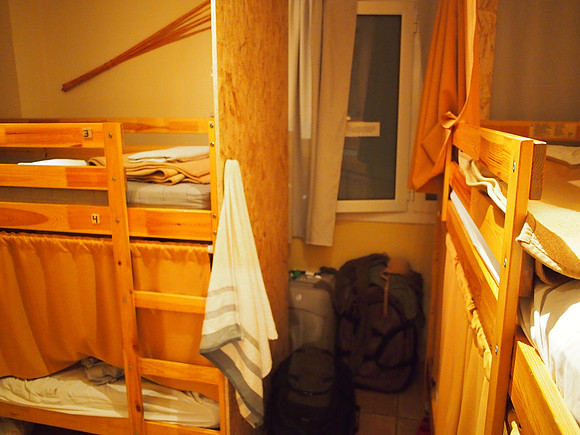 P4195456-bcn-dorm